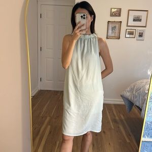 100% polyester, not see through, comfy and great quality!